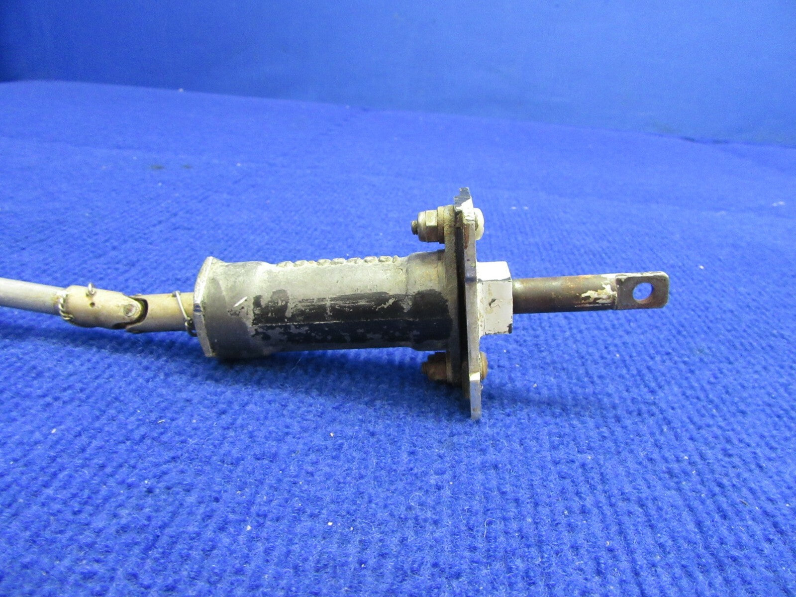 Beech 95-B55 Elevator Trim Actuator Assembly RH P/N 96-526016-1 CORE (0122-460)2