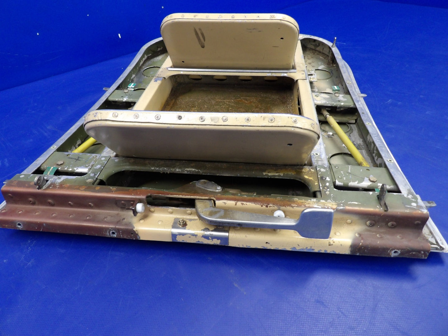 Cessna 421 Lower Cabin Door with Steps P/N 5111505-6 (0726-2084)7
