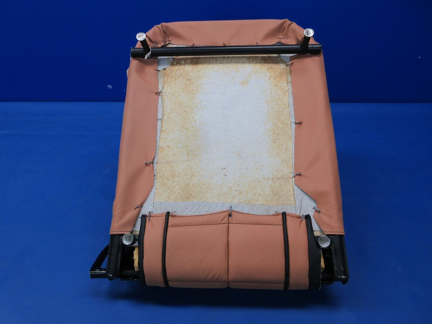 Piper PA-28-181 Archer Seat Assy Rear RH P/N 96827-23 (0624-1386)