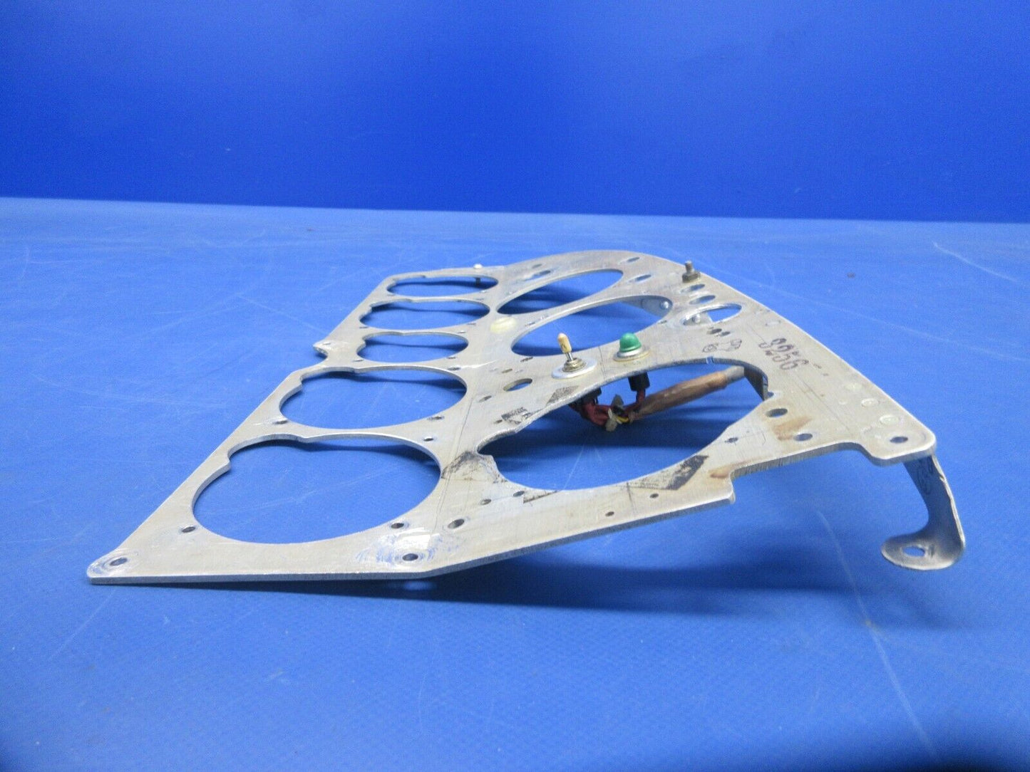 Mooney M20 / M20C Flight Instrument Panel P/N 820152-501 (1024-863)