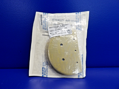Beech Anti-Siphon Fuel Door P/N 101-920061-25 NOS (0326-1244)1