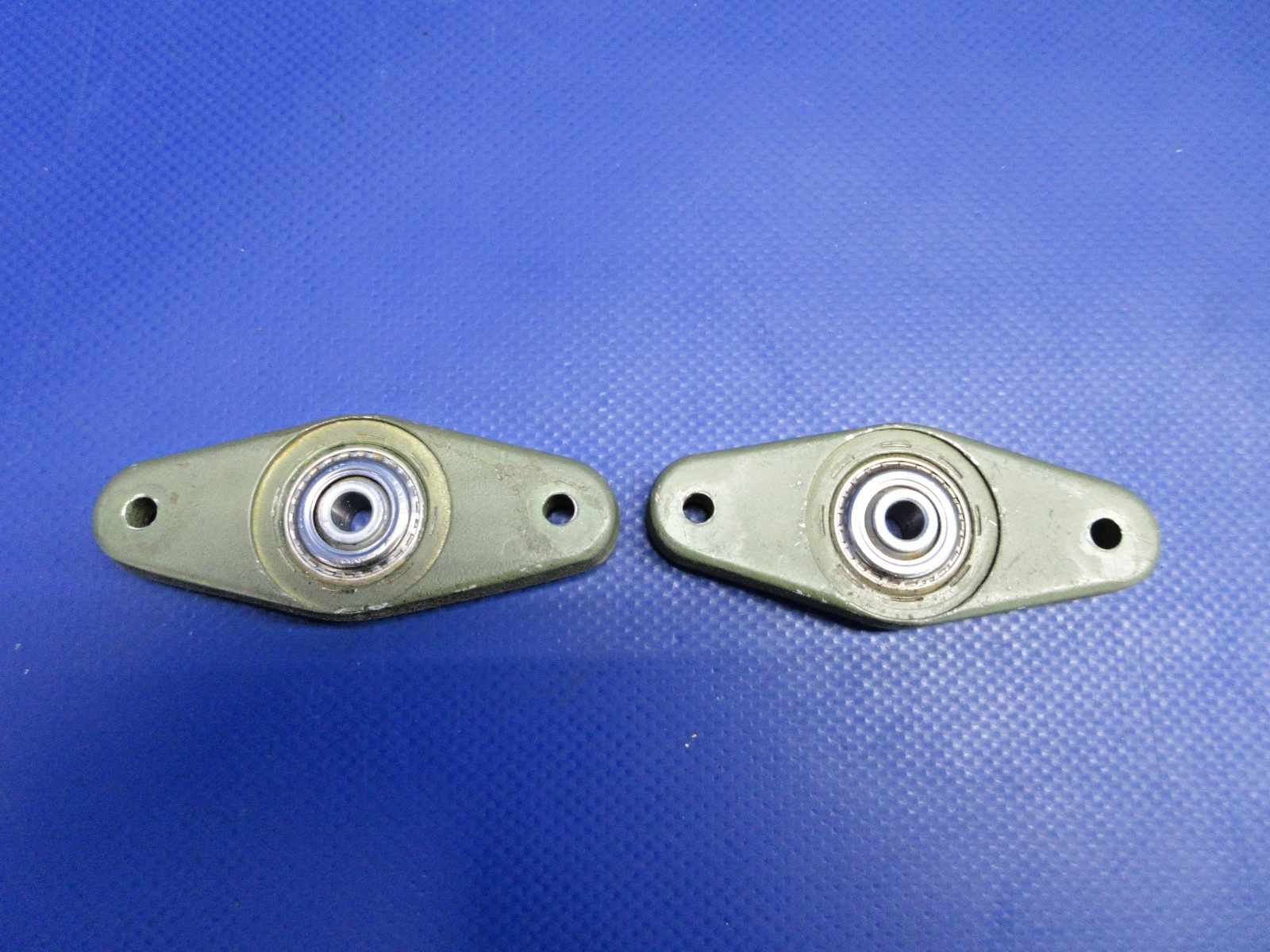 Cessna 421 Yoke Bearing Pad P/N 5015071-1 LOT OF 2 (0726-746)1