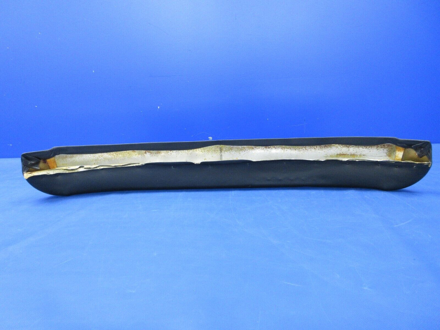 Piper PA-32RT-300T Lance II Glare Shield Assy P/N 78109-04 (0924-2098)
