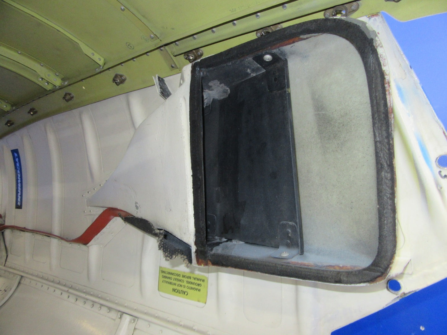 Beech B60 Duke Cowling w/ American Aviation Intercooler Modification (0426-07)10