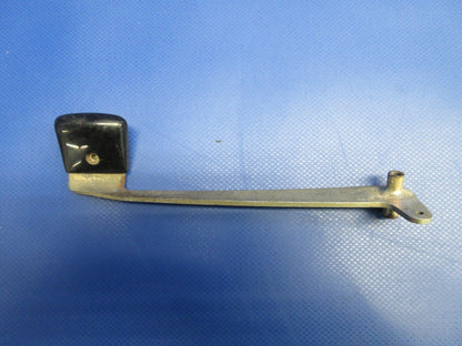 Piper Cabin Door Interior Handle P/N 79515-13 (0324-1232)