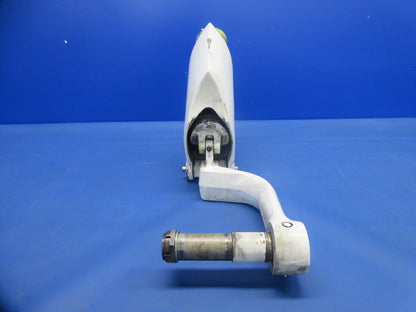 Beech C23 Sundowner Nose Landing Gear P/N 169-810000-661 FOR PARTS (0824-2005)5