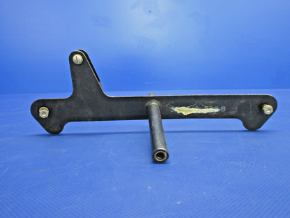 Piper PA-28 Aileron Bellcrank LH & RH P/N 35614-10 & -11 (0426-737)4
