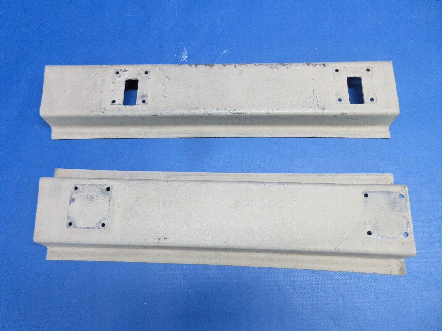 Piper PA-34-200T Seat Trim Channel LH & RH FWD & Rear P/N 6890-16 (0524-1908)