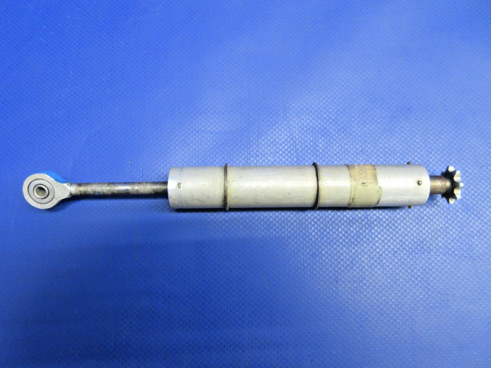 Cessna Elevator Tab Actuator P/N 1260074-4 (0826-714)1