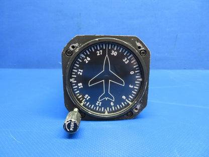 Aircraft Instruments MAN CAVE / AVIATION DECORATION LOT OF 8 (0524-1705)