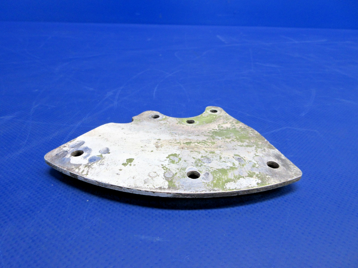 Piper PA-28-235 Cherokee LH Wheel Fairing Bracket P/N 63370-05  (0926-884)6