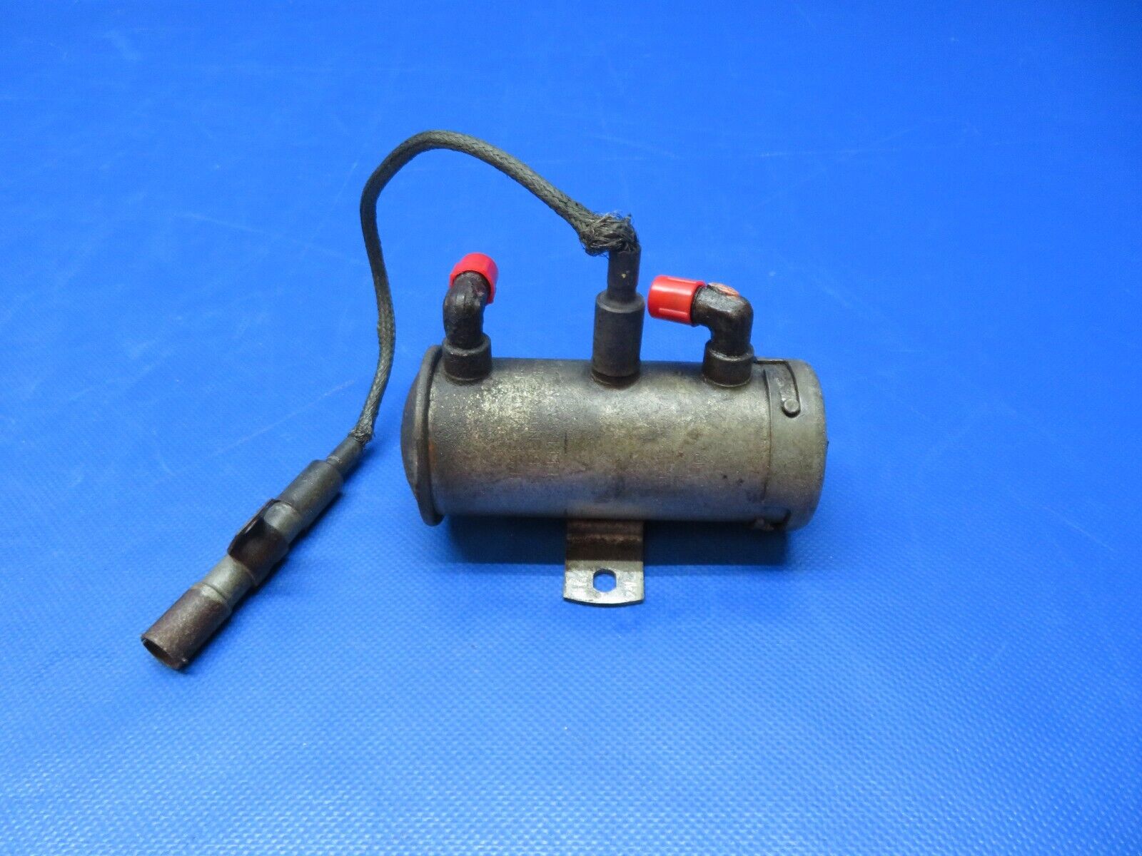 Beech 95 / D95A Travel Air Heater Fuel Pump Assy P/N 476439 TESTED (0524-104)