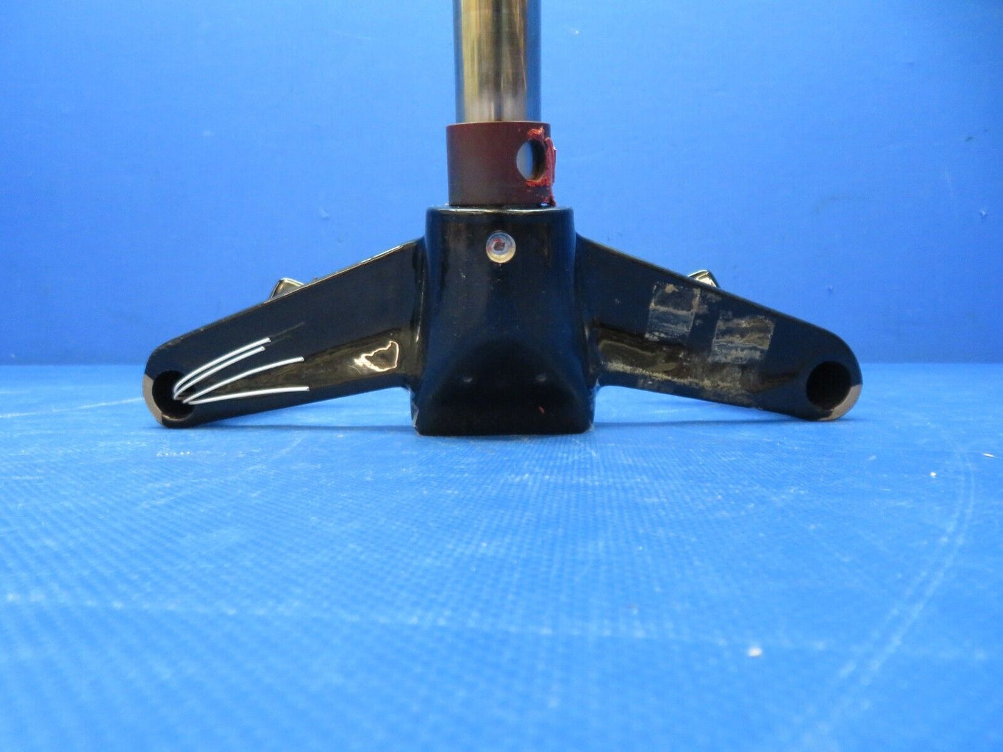 Piper PA-32RT-300T Lance II Pilot Control Wheel P/N 79276-12 (0924-2092)