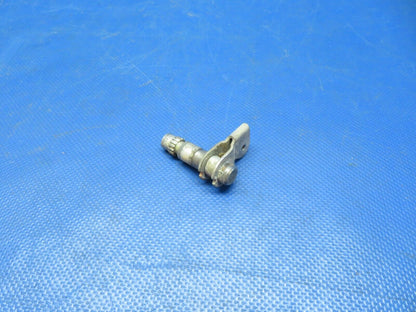 Early Cessna 175 / 175A RH Cabin Door Handle Shaft P/N 0511227-6 (1024-231)