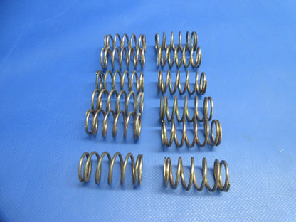 Continental TSIO-360-C Push Rod Housing Spring P/N 632317 LOT OF 12 (0824-817)