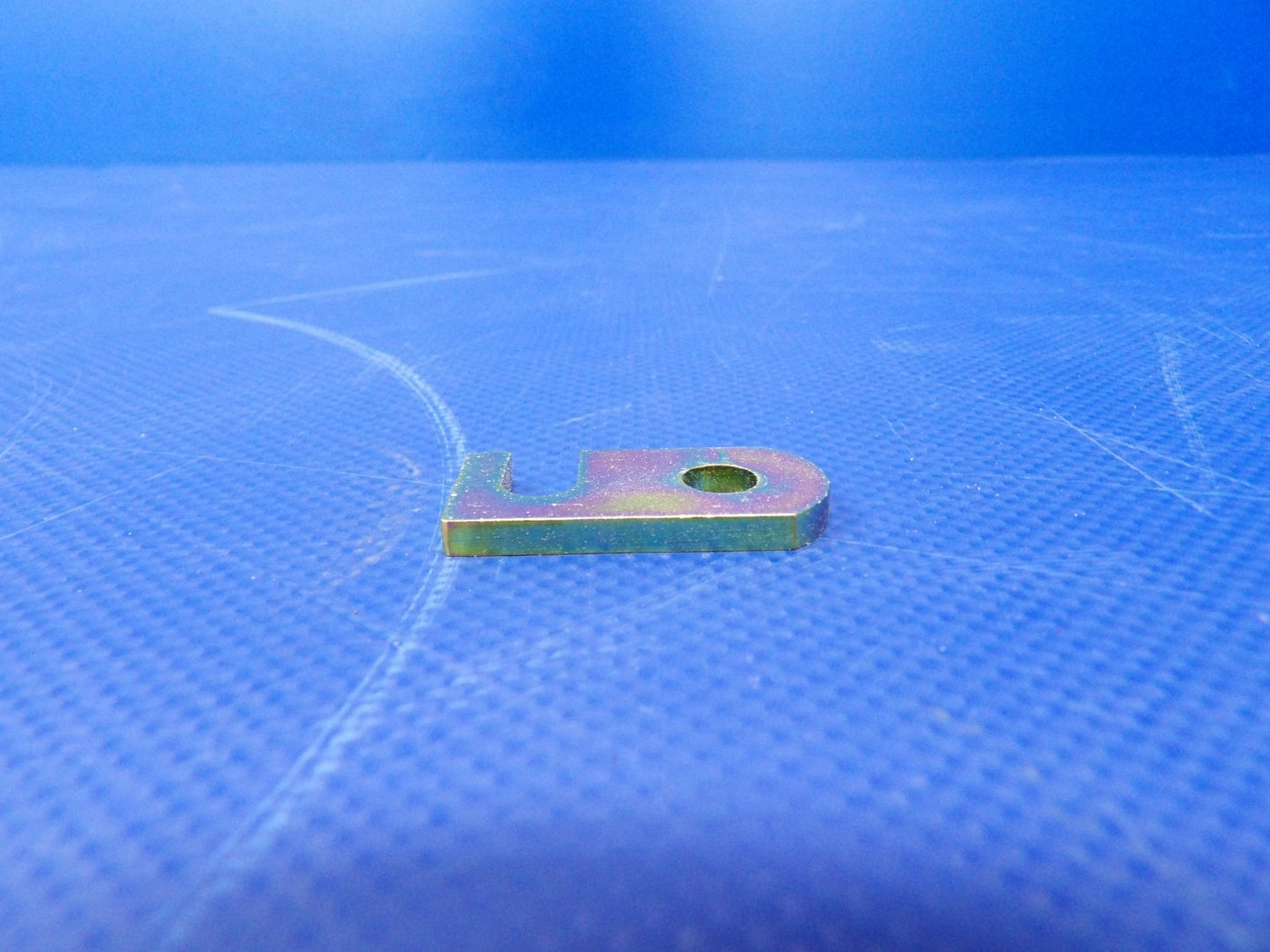 Cirrus SR20 Anchorage Clip P/N 11669-003 NOS (0426-1322)5