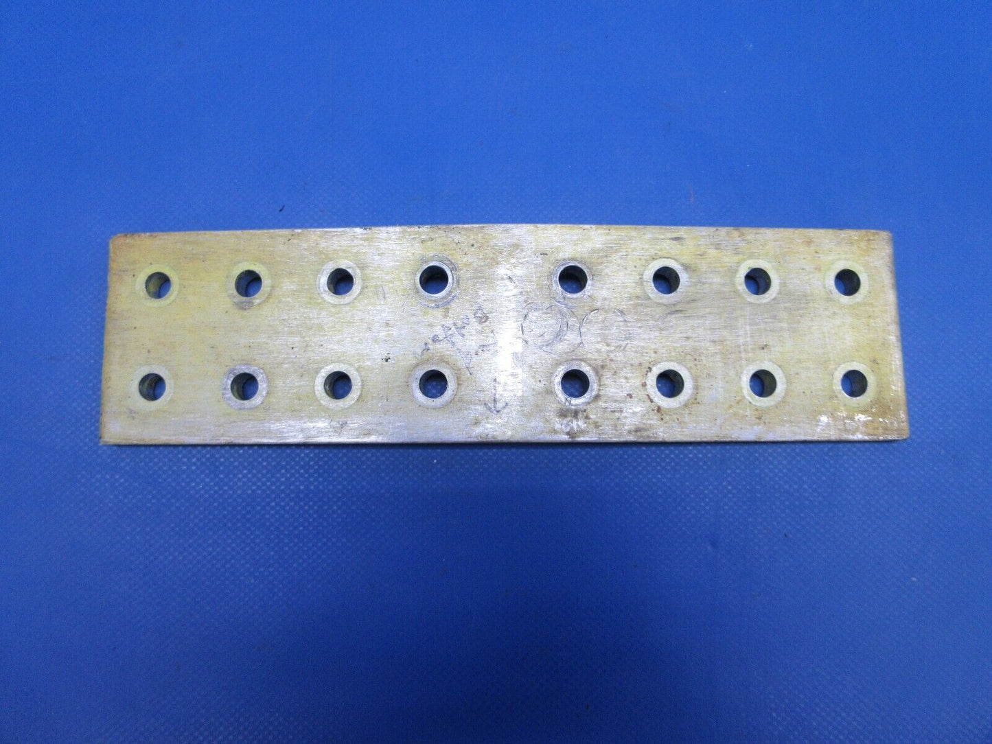Piper PA-23-250 Aztec Front Spar Attachment Bottom Plate P/N 17475-04 (0624-845)