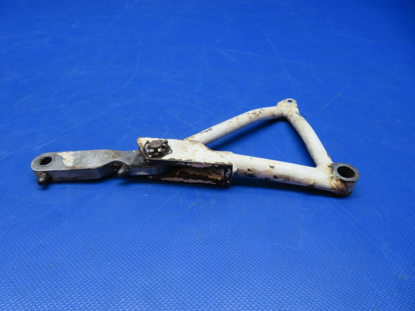 Mooney M20 / M20E LH MG Retract Truss & Link P/N 5256-1 SSBY 520006-1 (0424-157)