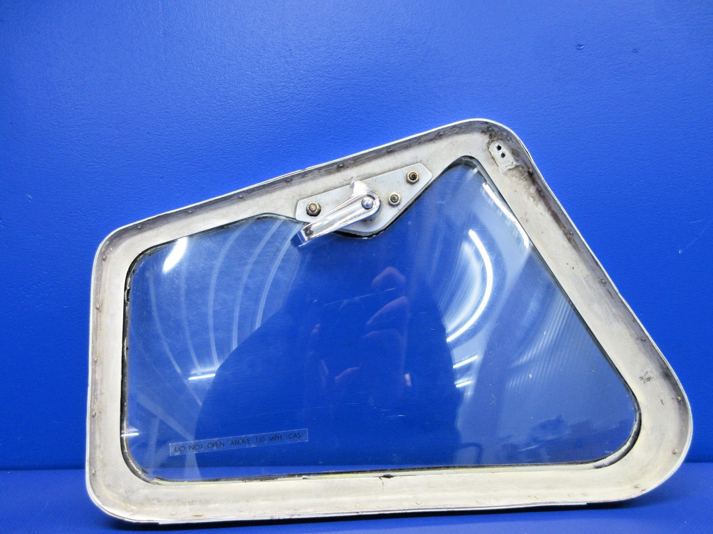Cessna 310 / 310I Foul Weather Window P/N 0811727-1 (0326-870)1