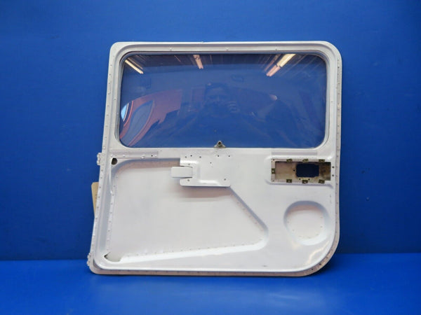 Cessna 150 / 150G Cabin Door Assy RH - Clear Window P/N 0413033-2 (0824-172)