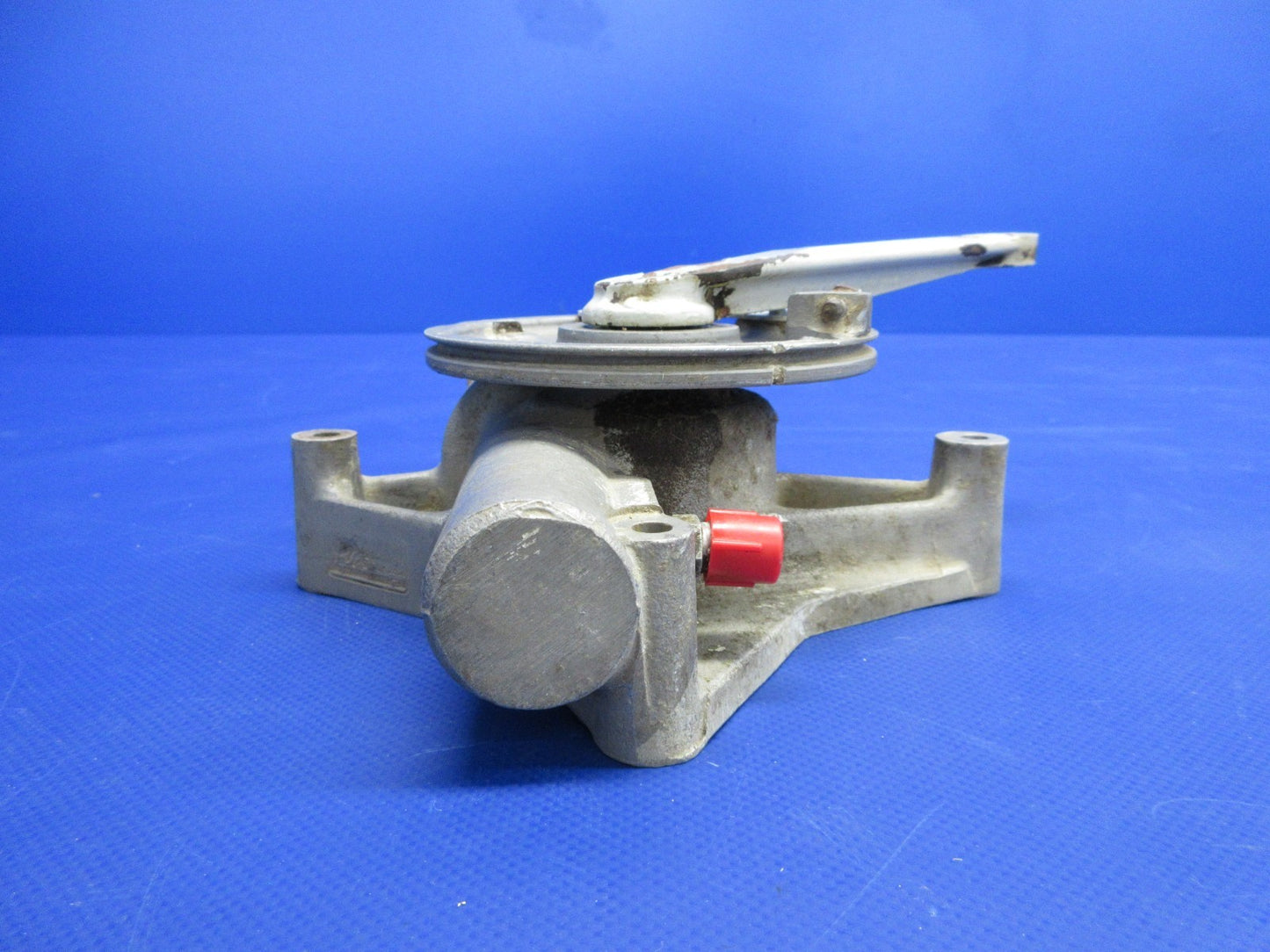 Globe GC-1B Swift RH Landing Gear Actuator P/N 15976-R (0326-751)10