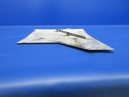 Mooney M20 / M20F Main Gear Door Assy RH P/N 550003-002 (0224-685)5