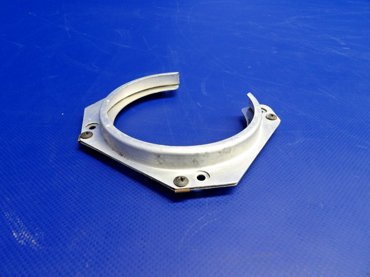 Cessna 172G Landing Light Channel Bracket P/N 0423542-6 LOT OF 2 (0326-12074
