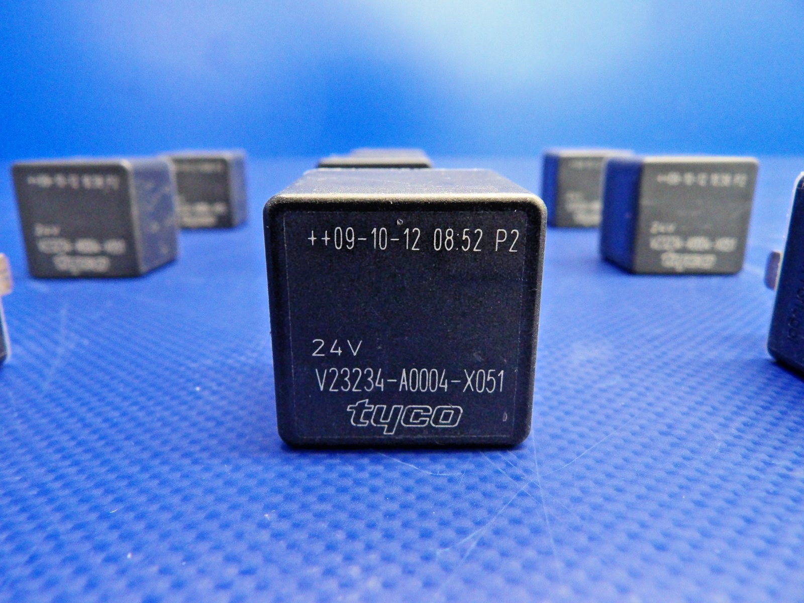 Cirrus Tyco SPDT Relay 24V w/ Diode V23234-A0004-X051 LOT OF 9 NOS (0426-1241)3