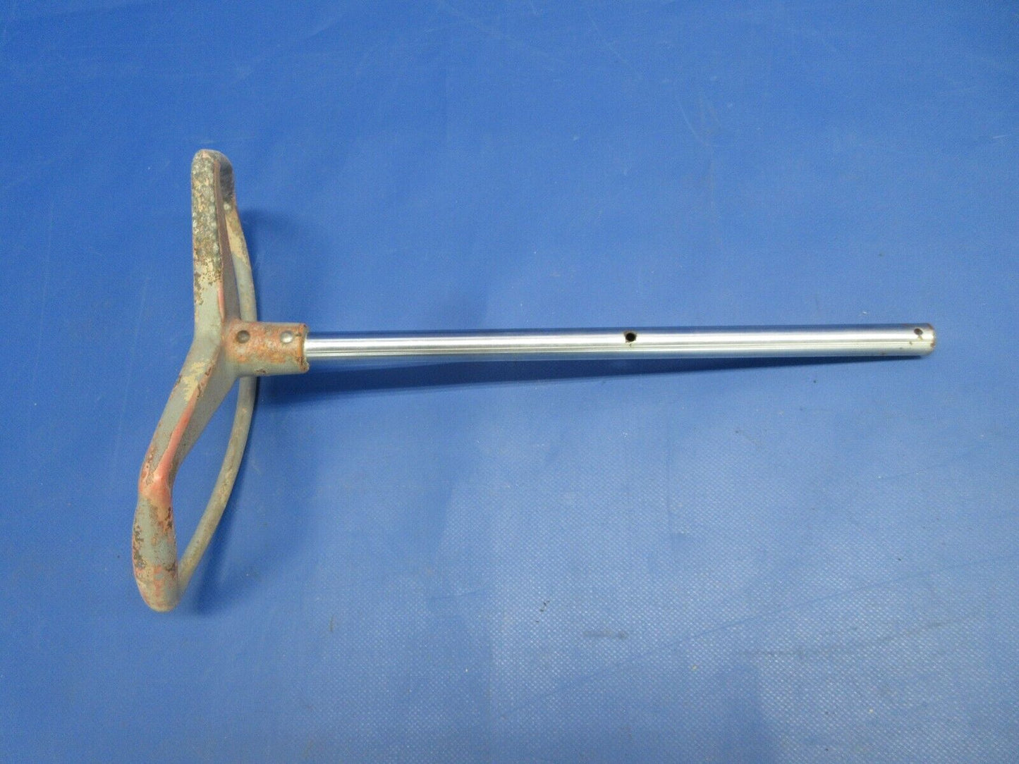 Cessna 175 Pilot Control Wheel P/N 0513136-4 MAN CAVE / DECORATION (0524-2129)