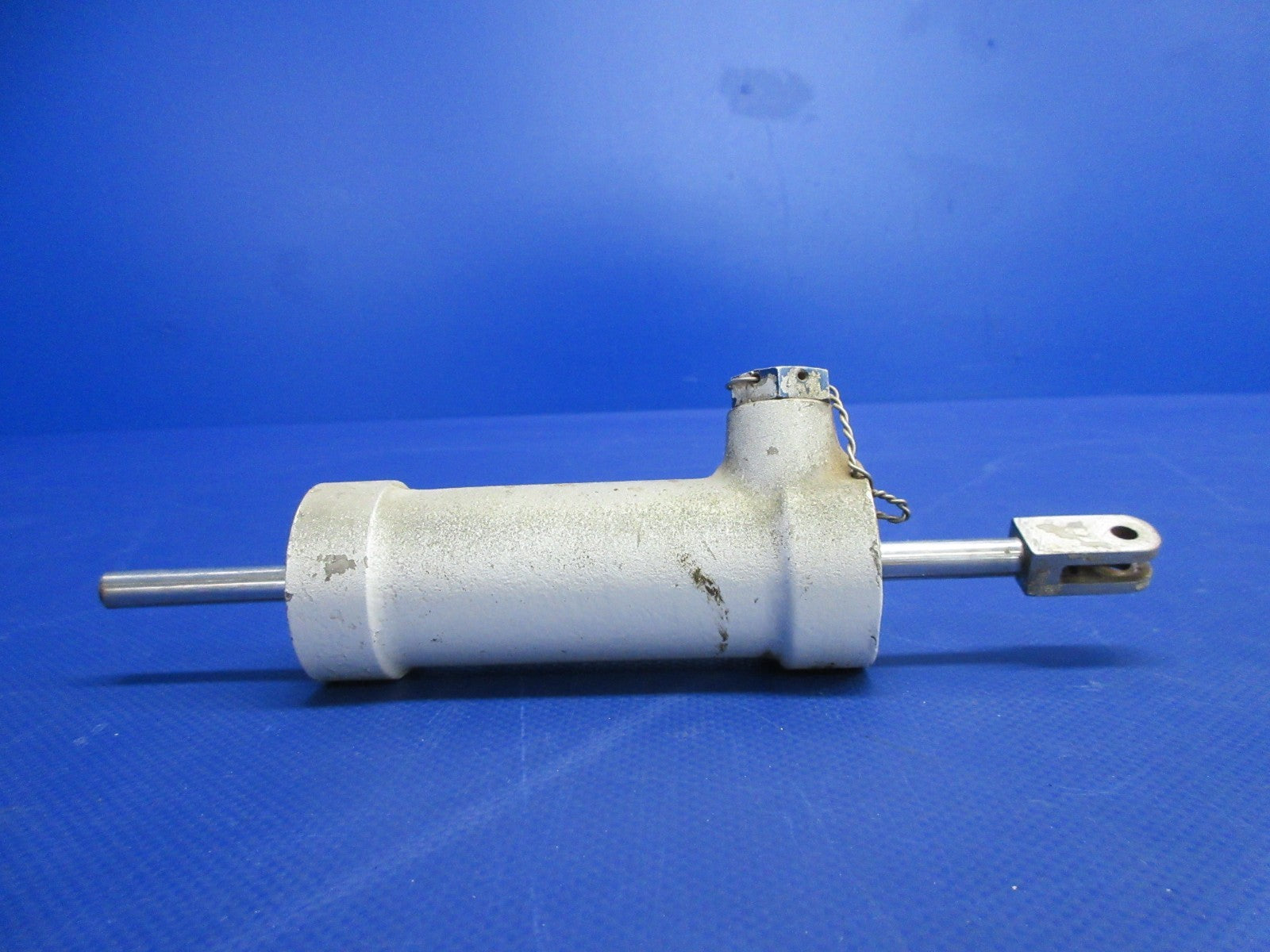 Cessna 421 Shimmy Dampener P/N 0842400-20 (0726-736)6