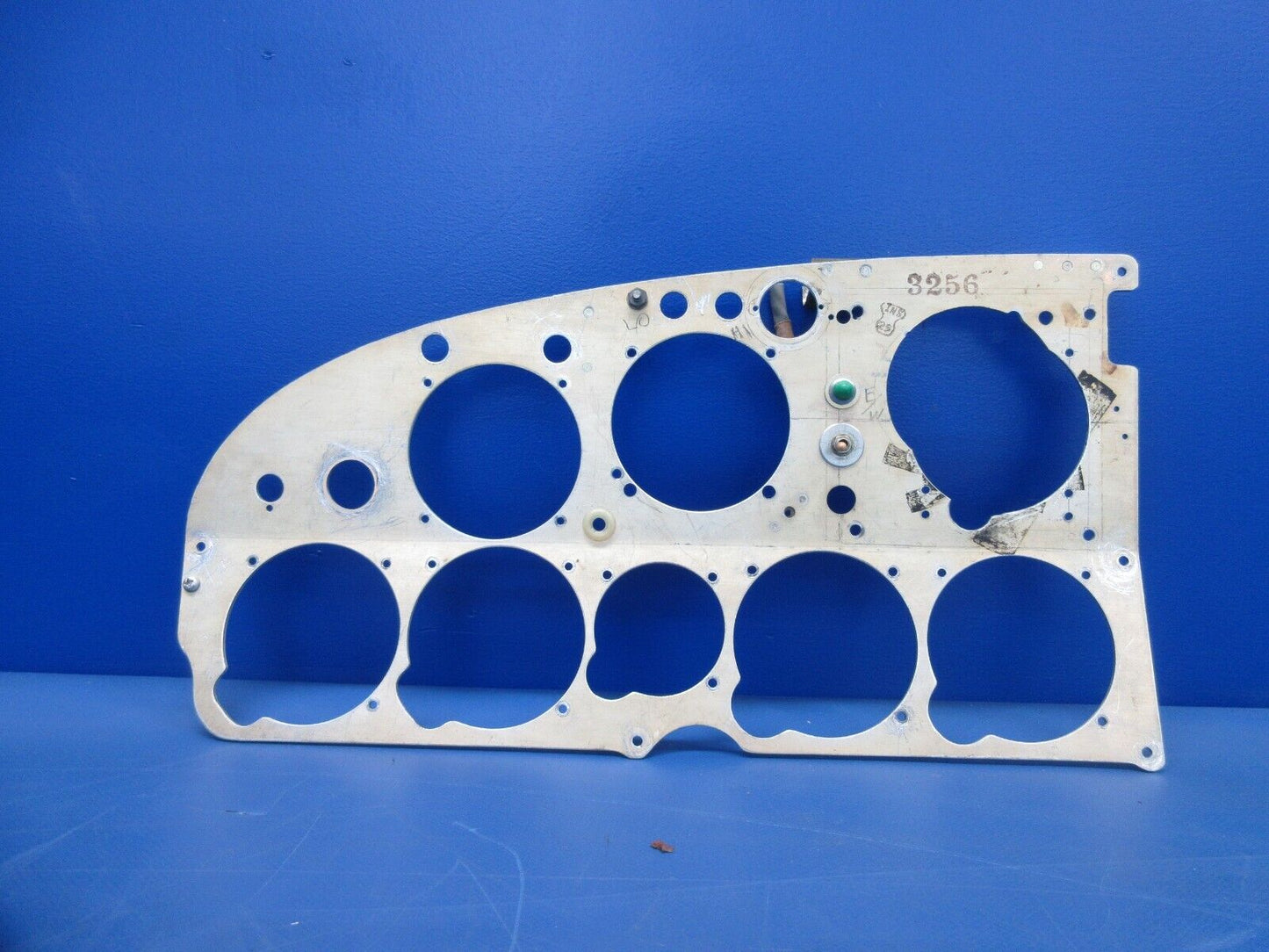 Mooney M20 / M20C Flight Instrument Panel P/N 820152-501 (1024-863)