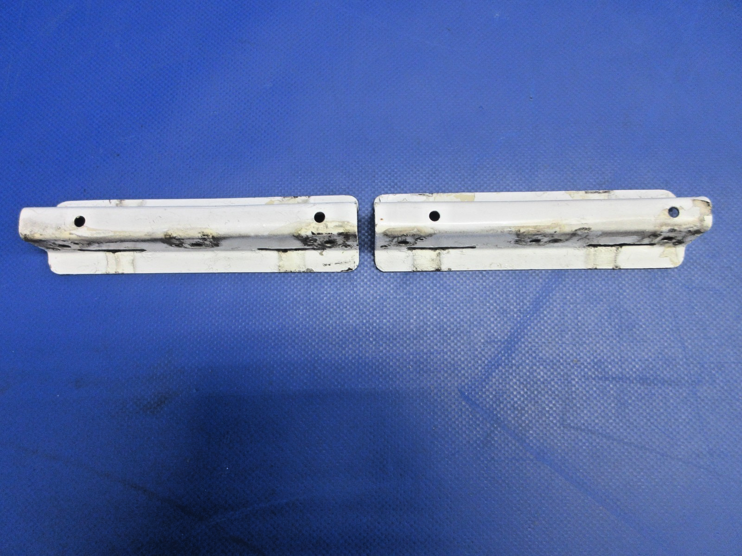 Piper PA-31T1 Main Gear Brake Line Bracket P/N 41220-00 LOT OF 2 (0626-803)1