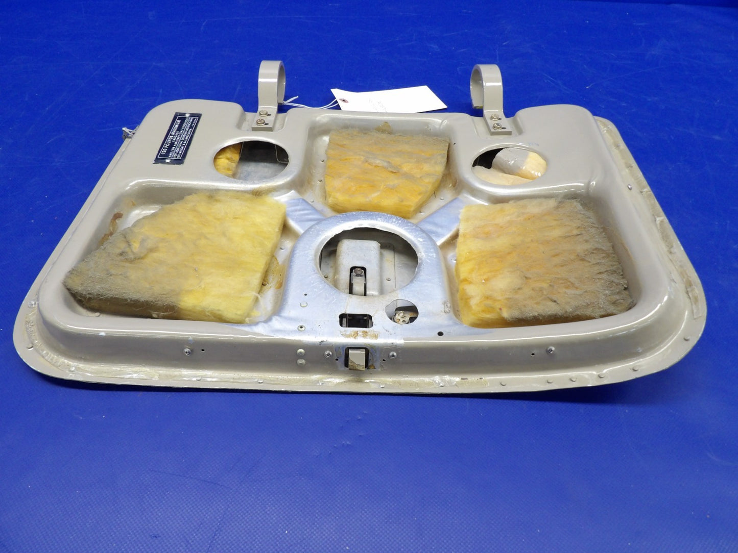 Cessna 182 / 182L Baggage Door NO Key P/N 0711629-5 (0226-2042)6