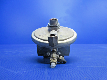 Beech 76 Duchess Dwyer Differential Pressure Switch (0626-716)5
