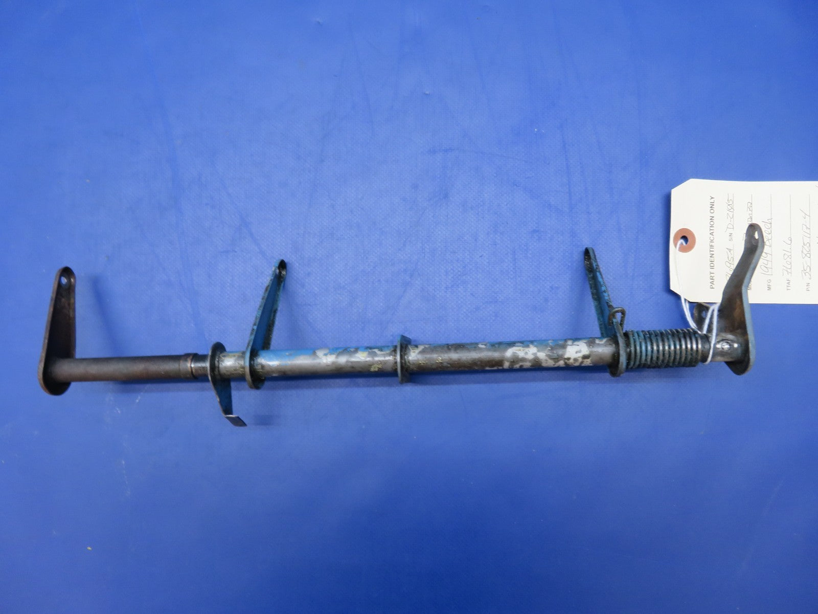 Beech A35 Bonanza Nose Wheel Door Actuator Shaft P/N 35-825117-4 (0726-452)5