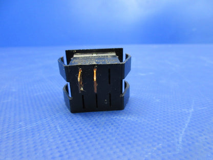 Cessna Switch LOT P/N S2160-5 LOT OF 4 NOS (0526-947)10