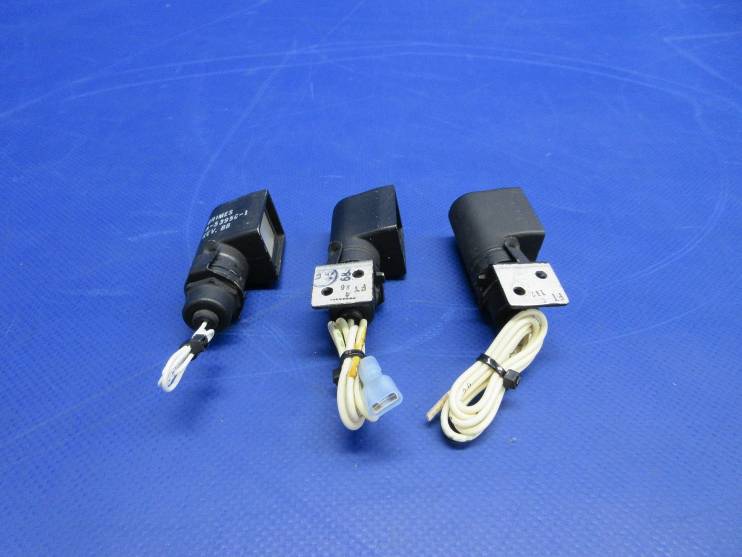 Beech F35 Bonanza Grimes Cockpit Light P/N A-5395C-1 LOT OF 3 (0726-761)2