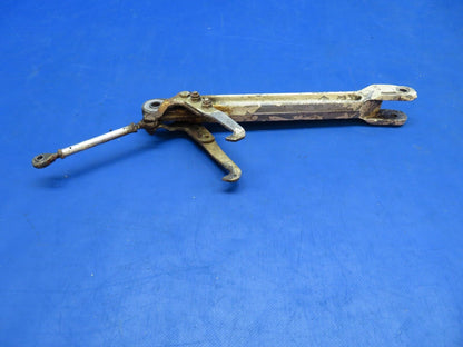 Early Cessna 310 Main Gear RH Side Link Upper & LWR P/N 0841102-4 (1223-1030)