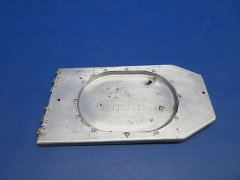 Beech 95 / D95A Travel Air Lower Liner Access Door RH 95-110014-654 (0524-1134)