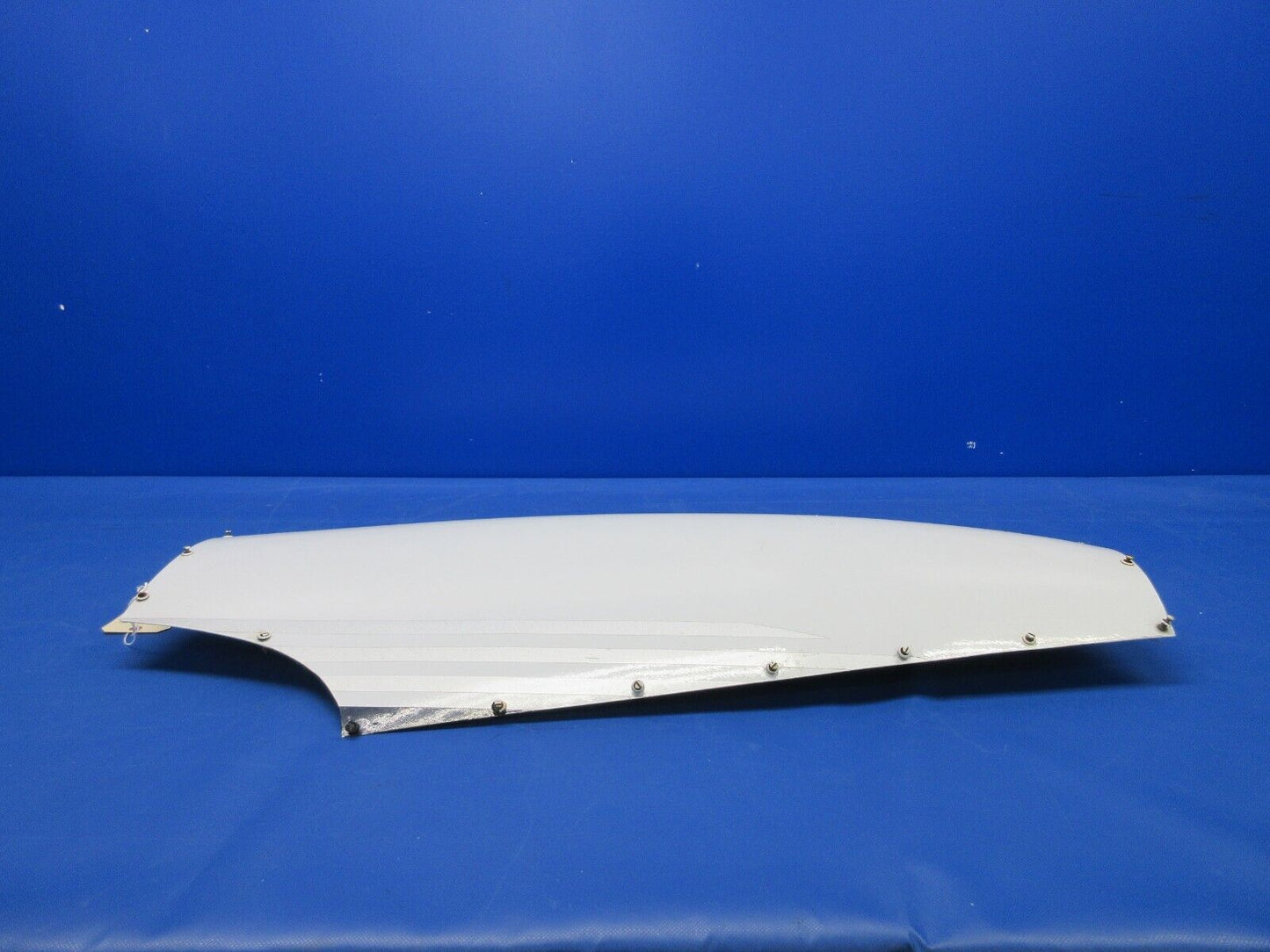 Piper PA-23-250 Aztec Engine Cowl Assembly LH INBD P/N 16509-00 (0624-765)