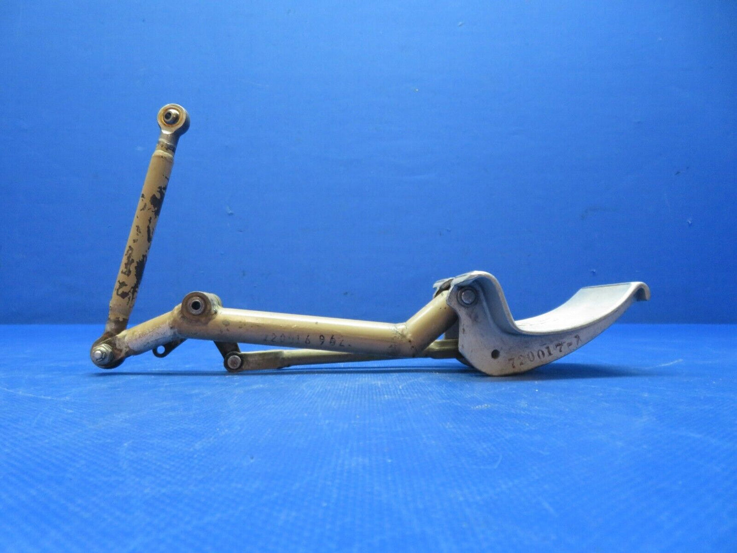 Mooney M20 / M20E Pilot Rudder Pedal Assy P/N 720017-7 (0424-206)