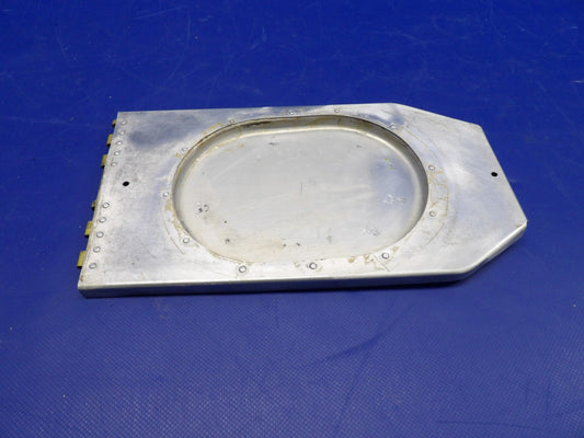 Beech D95A Travel Air Left Hand Main Section Door P/N 95-110014-365 (02226-515)0