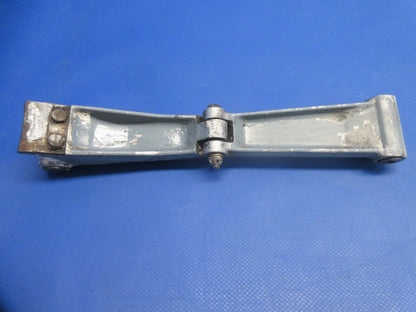 Cessna 172 / 172P Nose Gear Torque Link Assy Upper & Lower 0442506-2 (0724-910)
