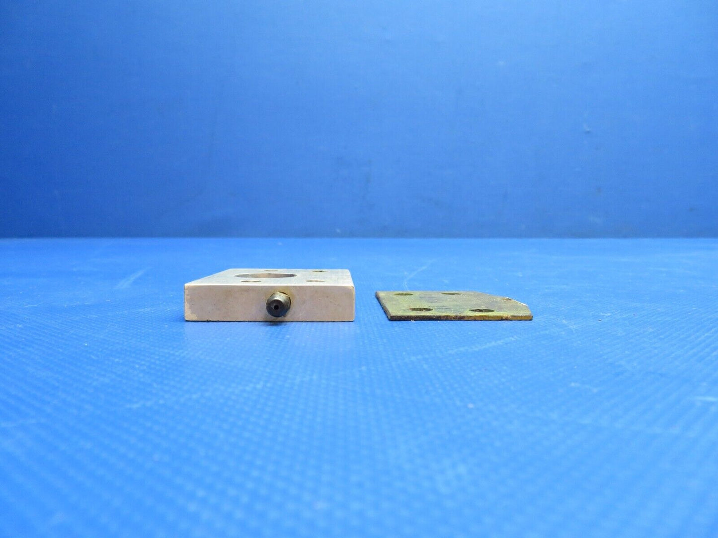 Mooney M20E Main Gear Attach Bearing & Shim P/N 2257-7 (0824-1727)