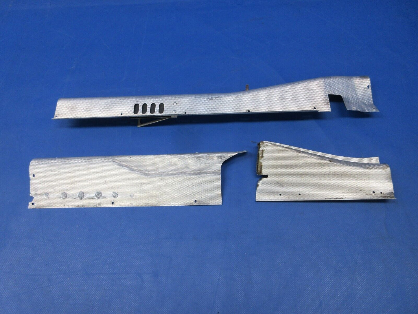 Piper PA-28-161 Warrior Cabin Heat Duct Assy LH P/N 76219-00 (0824-2143)