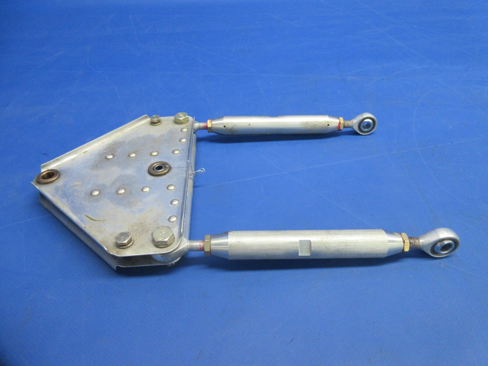Enstrom 280FX Helicopter Tail Rotor Bellcrank LH & Rods 28-16154-1 (1124-800)0