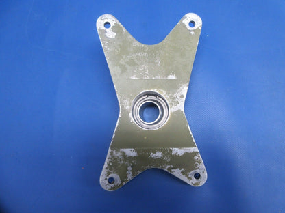 Piper PA-32RT-300T Lance II Main Gear FWD Trunnion Fitting 67040-14 (0924-880)