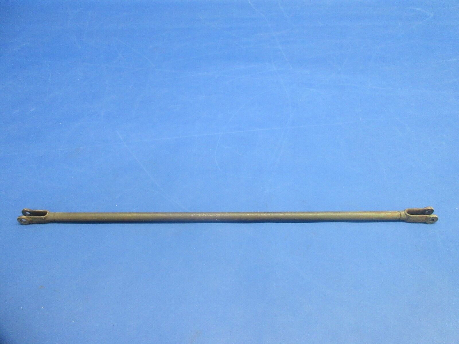 =Cessna 310 / 310R Rudder Trim Push Pull Rod P/N 0832141-15 (1124-722)