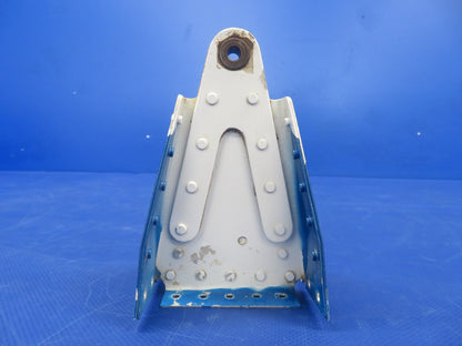 Cessna 421 Vertical Stabilizer Top Hinge P/N 5131011-1 (0726-406)2