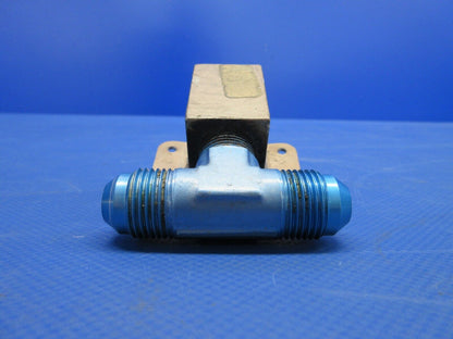 Cessna 180 / 180K Belly Fuel Drain Valve Assy P/N 0756033-1 (0624-704)